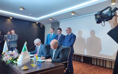 Signing a framework agreement for cooperation and exchange between the University of Constantine 3 Salah Boubenider and the Chamber of Traditional Industries and Crafts of Constantine