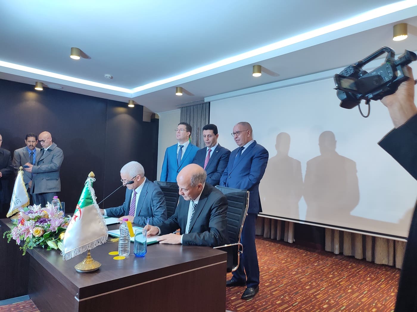 Signing A Framework Agreement For Cooperation And Exchange Between The ...