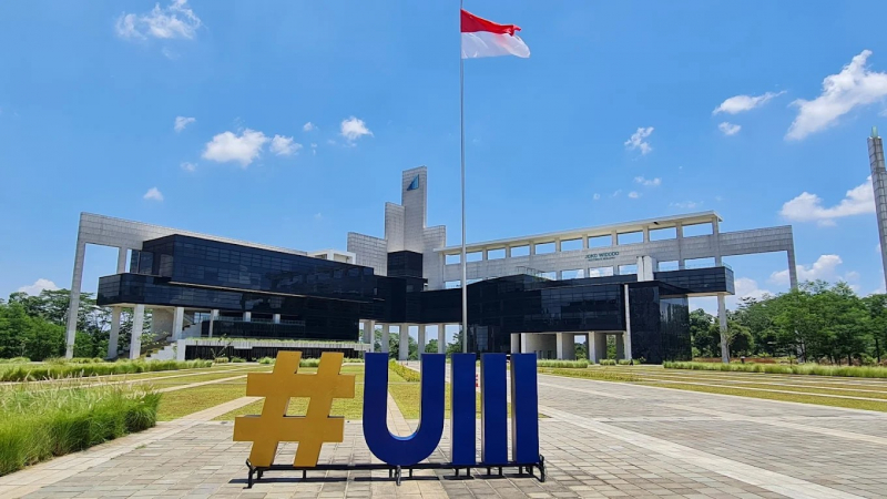 عرض منحة دراسية للماستر والدكتوراه من طرف جامعة UII الأندونيسية